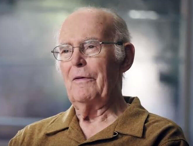 Gordon Moore -