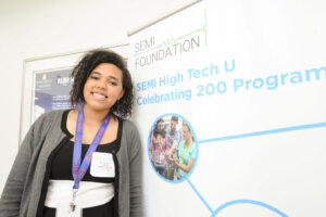 Sophie SEMI HIGHTECHU pic 3.194